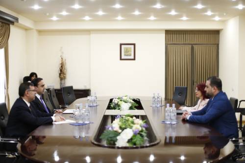 Yerevan Mayor Tigran Avinyan Receives Ambassador of Syria