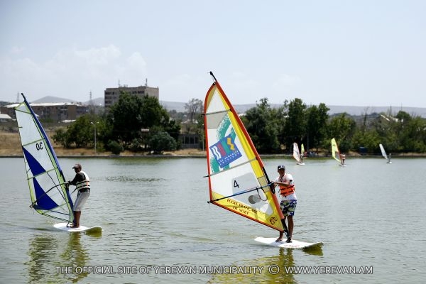 http://www.yerevan.am/uploads/media/news_gallery/0001/16/1cd017e5b6273d567de7dd17a117937e8371ee05.jpeg