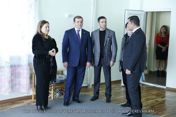 http://www.yerevan.am/uploads/media/news_gallery/0001/20/3c57d7128192f00981c7cb2047b6cd3188fca5a8.jpeg