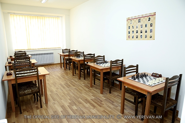 http://www.yerevan.am/uploads/media/news_gallery/0001/21/848f547ee3852ad4ca0d975f79cd5d632ebe1ceb.jpeg