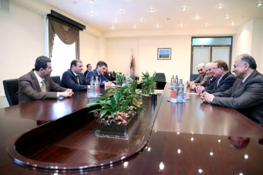 Քաղաքապետ Տարոն Մարգարյանը հանդիպել է Մոնրեալի պատվիրակության հետ