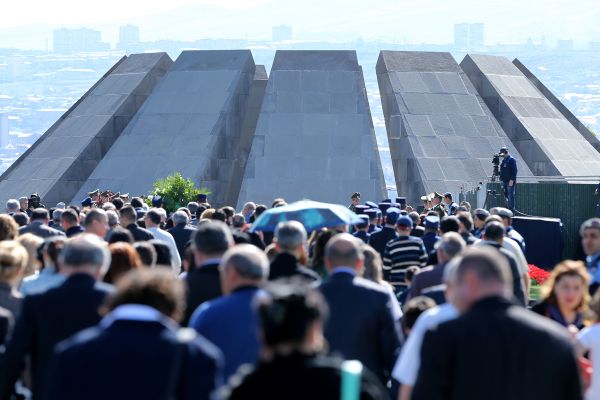 The staff of the Municipality of Yerevan put flowers at the Memorial to the victims of the Genocide