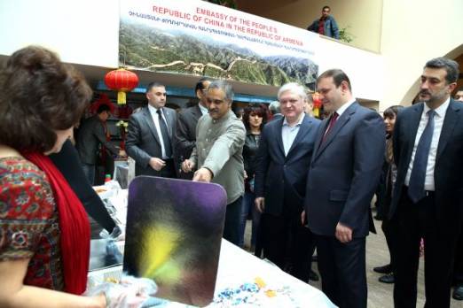 Բարեգործական ցուցահանդես-վաճառք` Երևանի քաղաքապետարանում