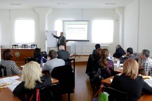 A three-day seminar directed at the improvement of management projects