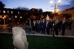 Mayor Taron Margaryan and his colleague from Rostov-on-Don walked about night Yerevan