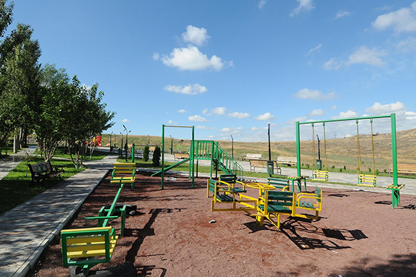The garden adjacent to «Karmir Blur» archaeological area will soon serve the residents