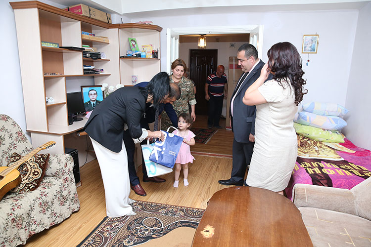 A visit to the families of Stepanakert residents fallen or injured during the war in April