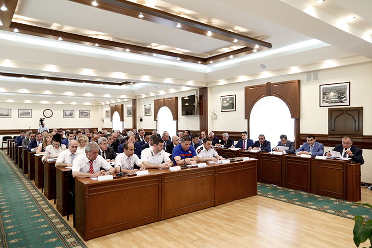The Mayor instructed to strengthen the control over keeping the norms of obligatory improvement