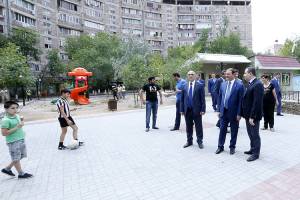 Mayor Taron Margaryan visited Erebuni administrative district
