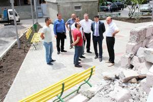 В Ереване продолжается благоустройство дворовых территорий