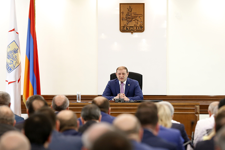 The control over compliance of the ban on swimming in artificial pools will be strengthened