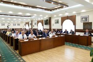 Строгий контроль  за качеством  и сроком  годности пищевых продуктов, поставляемых в детские сады, будет продолжен