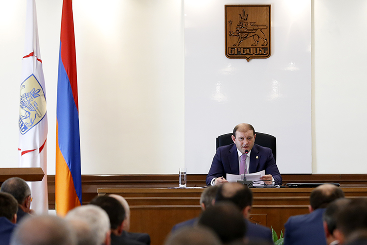 The results of assessment and analysis of the work done by the departments and divisions of Yerevan Municipality for the third quarter of 2016 have been summarized