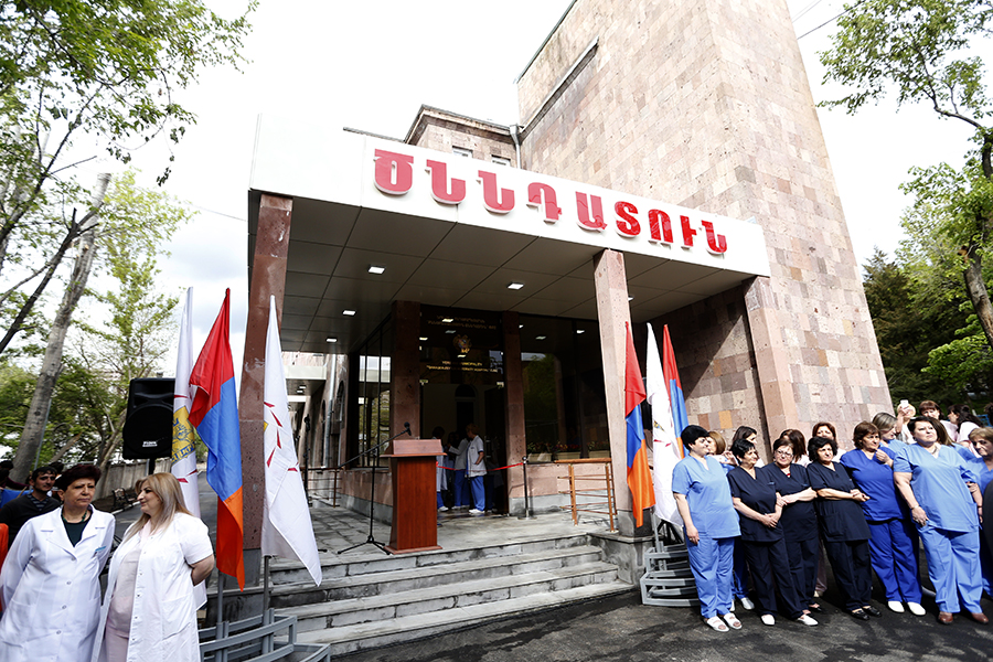 Yerevan Municipal maternity home “Kanaker Zeytun” is open after capital renovation