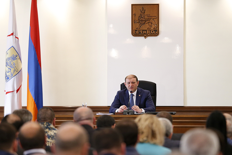 Yerevan Mayor referred to landscaping and sanitary cleaning activities