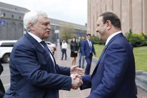 Мэр Тарон Маргарян встретился с губернатором Санкт-Петербурга Георгием Полтавченко
