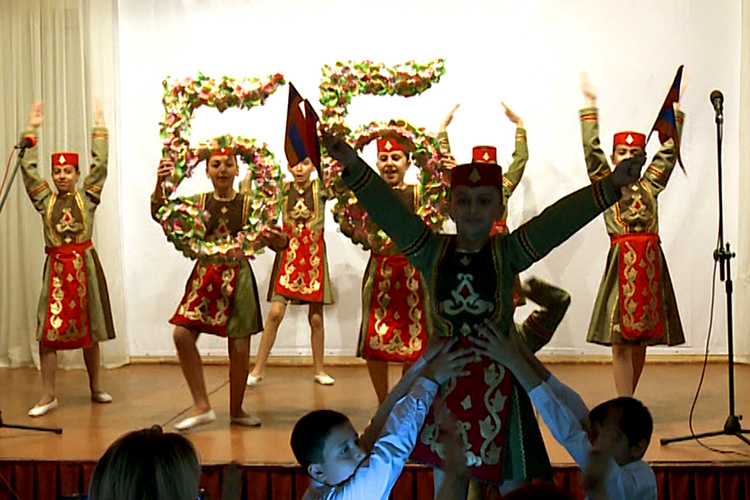 Yerevan school N128 after Leo Tolstoy marks its 55th anniversary