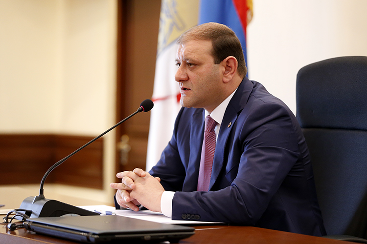 Employees of municipal kindergartens will be provided with medical insurance package