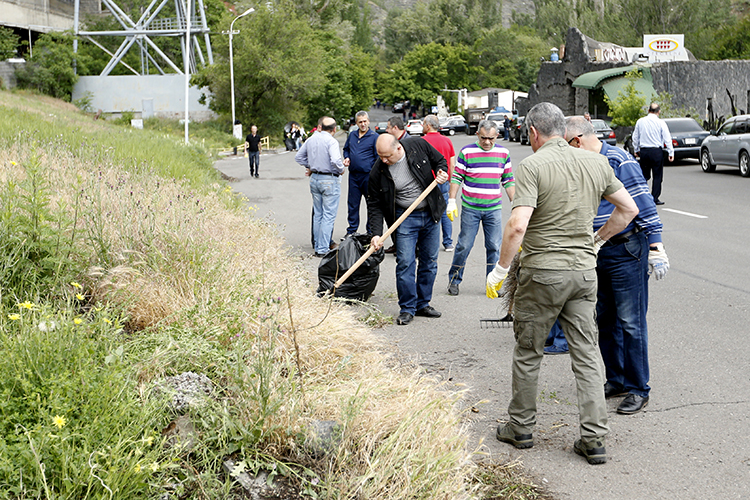 Within the frames of all-republican clean-up the citywide clean-up is held in Yerevan
