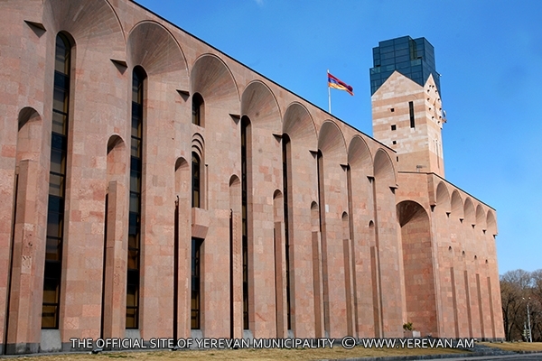Yerevan Mayor Taron Margaryan's condolences on Albert Sokhikyan's death