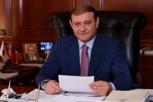Поздравительное послание мэра Еревана Тарона Маргаряна по случаю Последнего звонка