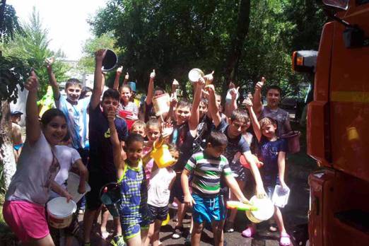Վարդավառի տոնին նվիրված ջրային միջոցառումներ և խաղեր՝ ամբողջ Երևանում