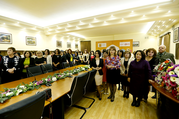 Mayor Taron Margaryan welcomes the representatives of education sphere