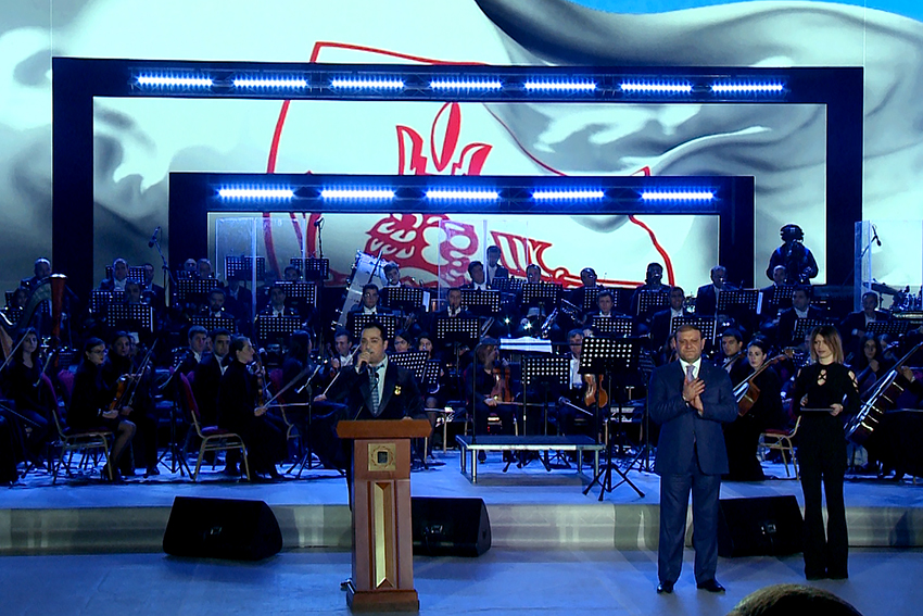 Artavazd Peleshyan, Nara Shlepchyan, Razmik Davoyan and Ralf Yirikyan were awarded the title of “Honorary citizen of Yerevan” with solemnity
