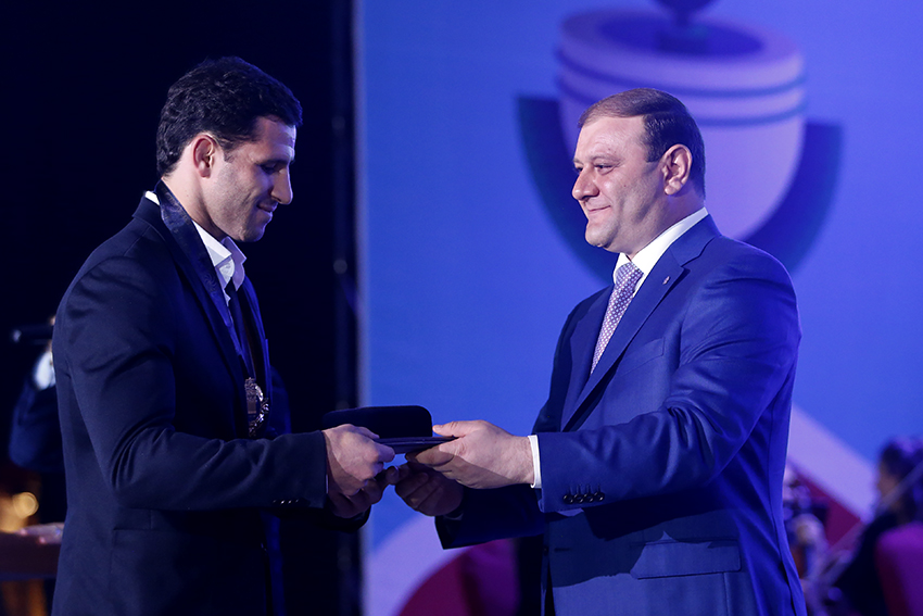 Maxim Manukyan, Robert Amirkhanyan and Arthur Grigoryan are awarded with “Argishti the First” medal