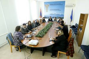 Meeting-discussion of the issues related to expansion of trade and economic ties between Yerevan and Saint Petersburg
