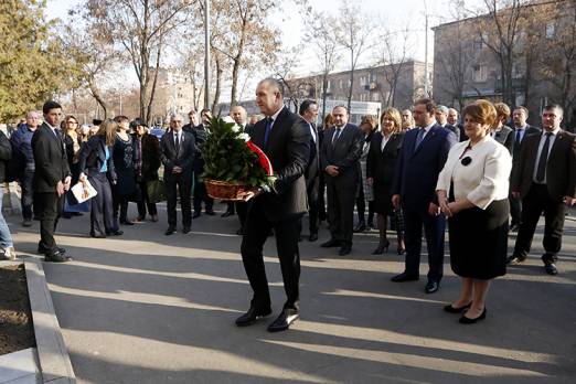 Ինտերակտիվ ուսուցման դասասենյակ՝ Երևանի Պեյո Յավորովի անվան դպրոցում