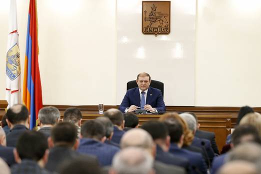 Հանձնարարվել է ներկայացնել առաջարկություններ՝ Երևանի քաղաքապետարանի ներքին կանոնակարգերում փոփոխություններ և լրացումներ կատարելու վերաբերյալ