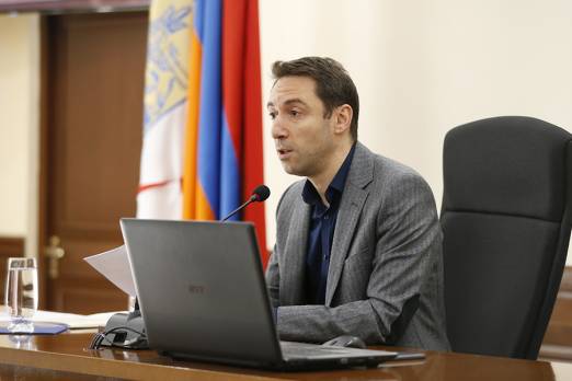 Անկախ աուդիտորական ծառայությունների ձեռքբերումը կիրականացվի գնումների գործընթացով. Երևանի ավագանին հավանություն է տվել որոշման մի շարք նախագծերի