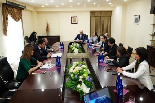 Yerevan Municipality and Asian Development Bank to Expand Cooperation