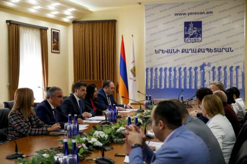Yerevan Deputy Mayor Gevorg Simonyan Meets Representatives of Green Climate Fund