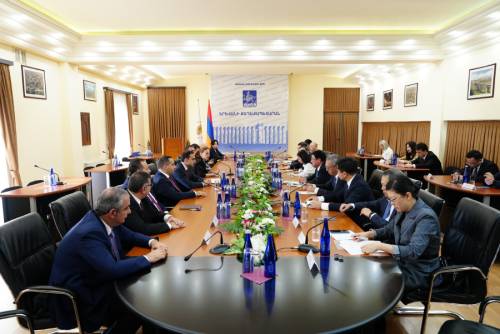 “Yerevan should be a “smart city”: Mayor Tigran Avinyan receives delegation of Qingdao