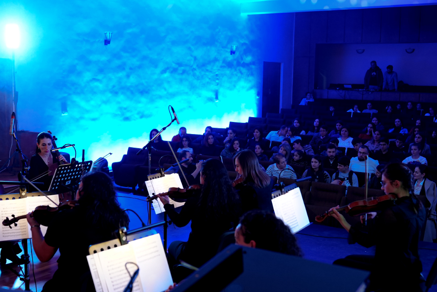 Children with Hearing Disorders Feel Music Rhythms for First Time