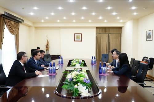 Yerevan Mayor Tigran Avinyan Hosts Ambassador of PRC to RA Fan Yong