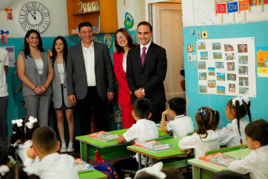 «Մեր քաղաքն ապրում ու զարգանում է մեր երեխաների գիտելիքներով ու երազանքներով». Երևանի քաղաքապետ Տիգրան Ավինյան