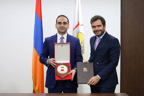 «Նեապոլը մի քաղաք է, որը մեզ՝ հայերիս շատ ավելի մոտ է, քան թվում է». ստորագրվել է համագործակցության համաձայնագիր