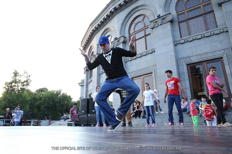 https://www.yerevan.am/uploads/media/news_gallery/0001/32/aa6efdb8353ff9ae93992ab4b9925bd954a6af6d.jpeg