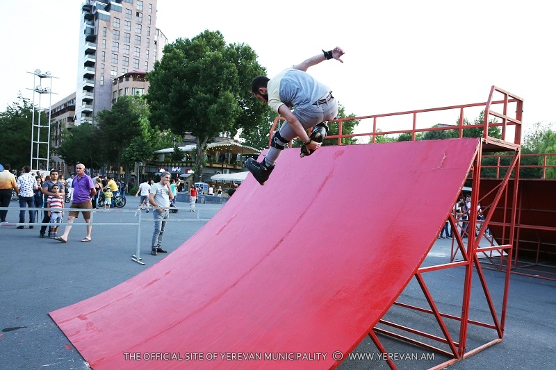 https://www.yerevan.am/uploads/media/news_gallery/0001/32/c93bd76d2a488860a1a0fd21a149ac664d865e3f.jpeg