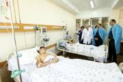 Мэр Тарон Маргарян пожелал   скорейшего выздоровления двум юношам, пострадавшим при взрыве автобуса в Ереване