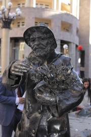 &laquo;Երևանյան զբոսանք. hնի և նորի հանդիպում&raquo;՝ Հյուսիսային պողոտայում