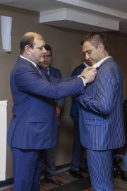 Քաղաքապետ Տարոն Մարգարյանը շինարարի օրվա առթիվ պարգևատրել է ոլորտի մի շարք ներկայացուցիչների