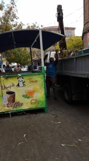 Ապամոնտաժվել են կենտրոնի մի շարք ապօրինի կրպակներ ու տաղավարներ