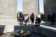 Լիտվայի նախագահը հարգանքի տուրք է մատուցել Հայոց ցեղասպանության զոհերի հիշատակին