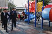 Мэр Грачья Саргсян принял участие в церемониях открытия капитально отремонтированного детского сада и благоустроенных дворовых участков