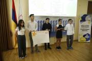 Yerevan Mayor Hrachya Sargsyan hands certificates to winner of “Aware Generation- Sustainable Future” event