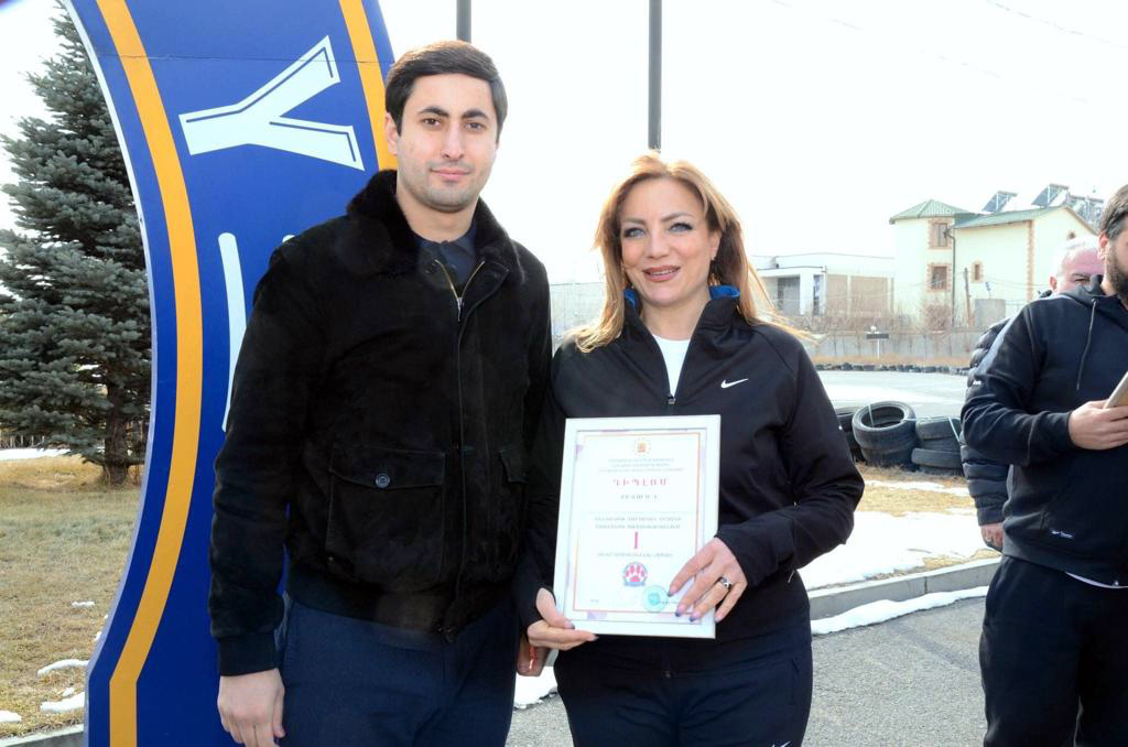Սպորտի և երիտասարդության հարցերի վարչություն Սպորտի և երիտասարդության հարցերի վարչություն